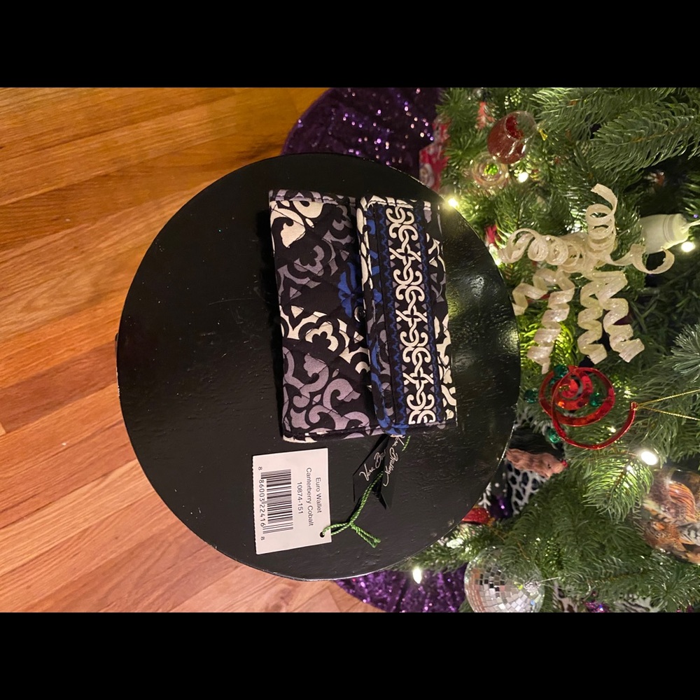 NWT VERA BRADLEY WALLET